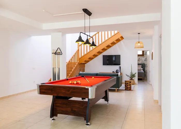 Penguina Play Blanca Lanzarote Villa