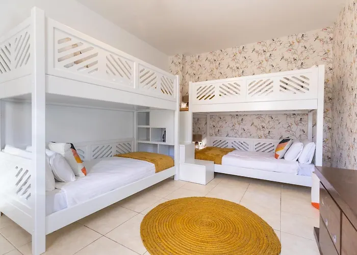 Penguina Play Blanca Lanzarote * Playa Blanca (Lanzarote)